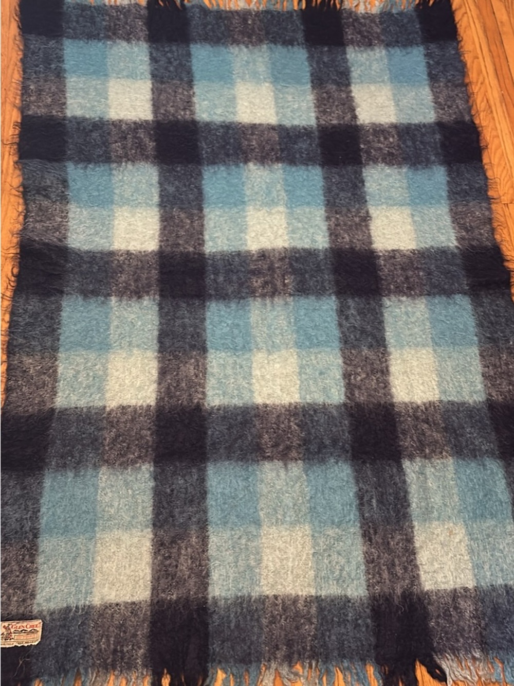 Vintage Glen Cree 100% mohair throw blanket, 43”x66”